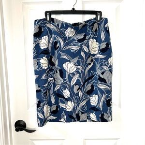 ⭐️ BANANA REPUBLIC Women Stretch Comfy Poly Pencil Skirt Multicolor Floral Sz 10